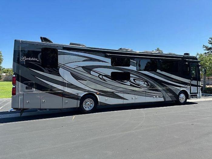 Used 2019 Forest River Berkshire XL 40C