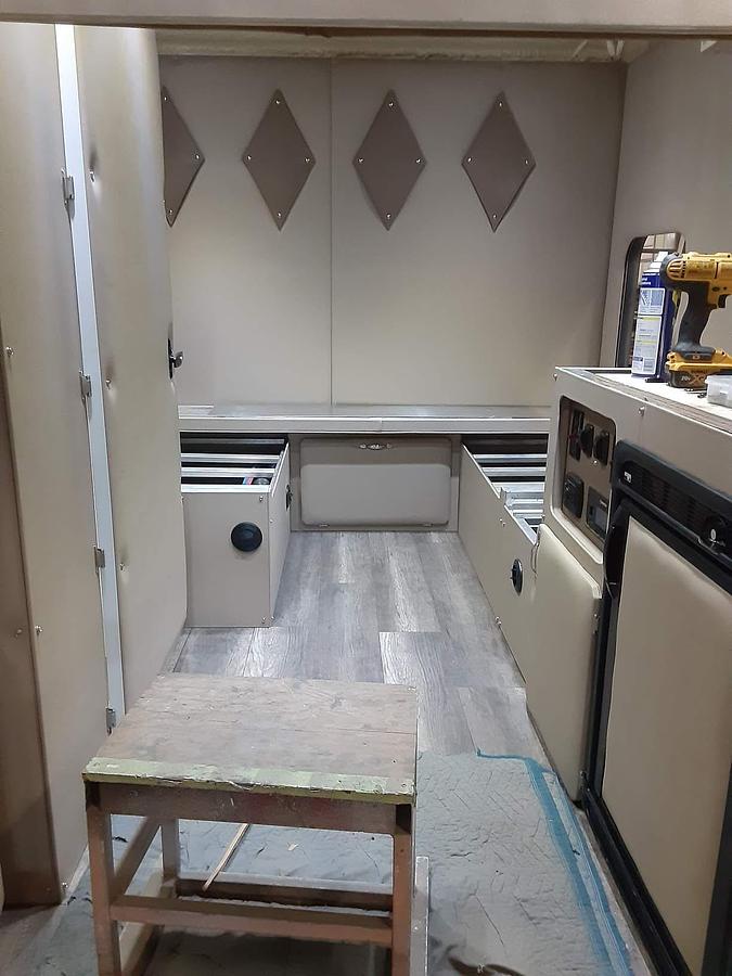 Used 2000 Kenworth W900 Conventional Sleeper Semi