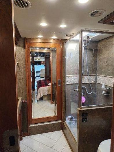 Used 2014 Tiffin Zephyr 45TZ