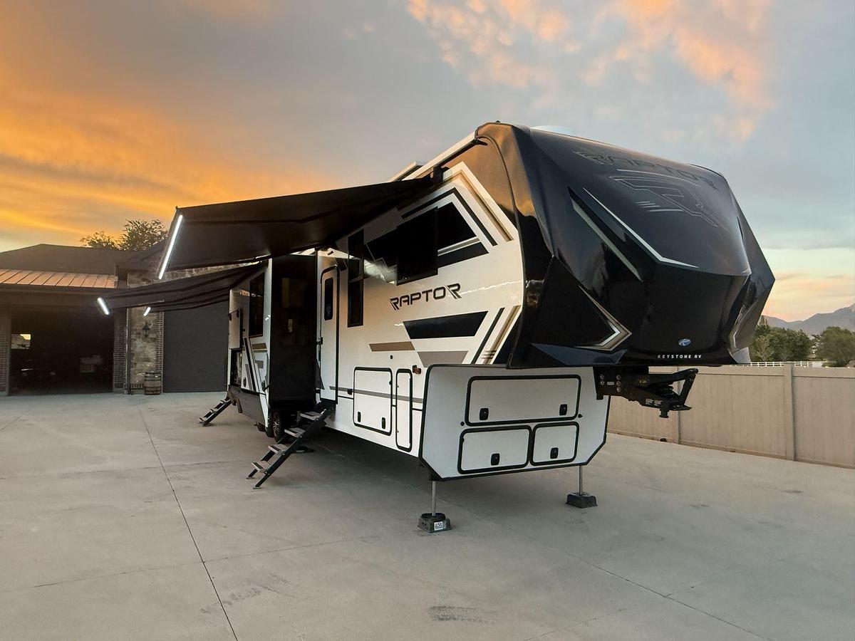 Used 2025 Keystone Raptor 433 Toy Hauler Fifth Wheel