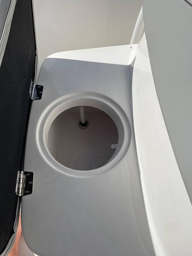 Used 2023 Key Largo 2001