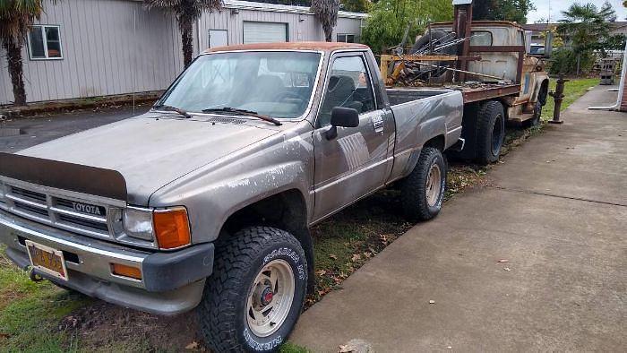 Used 1987 Toyota SR5 Pickup