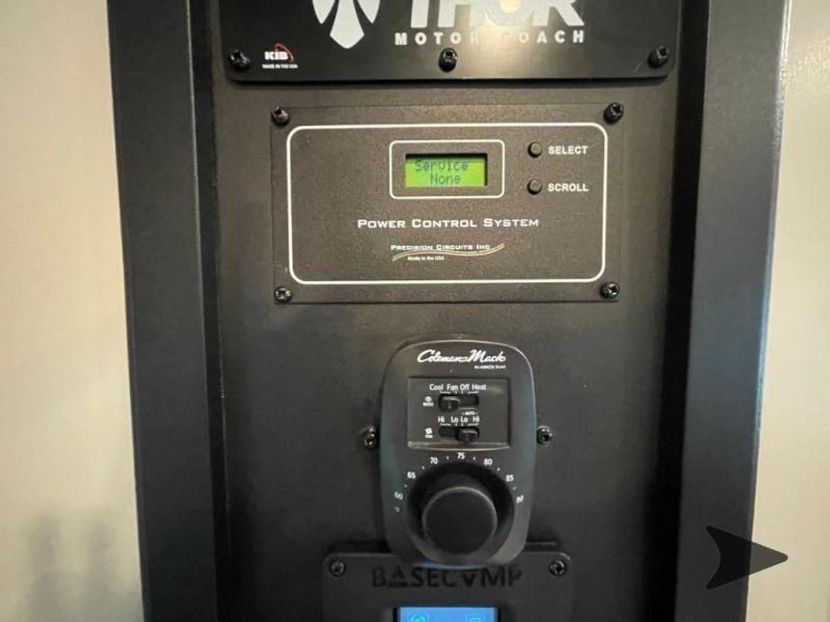 Used 2024 Thor Motor Coach Quantum KW29