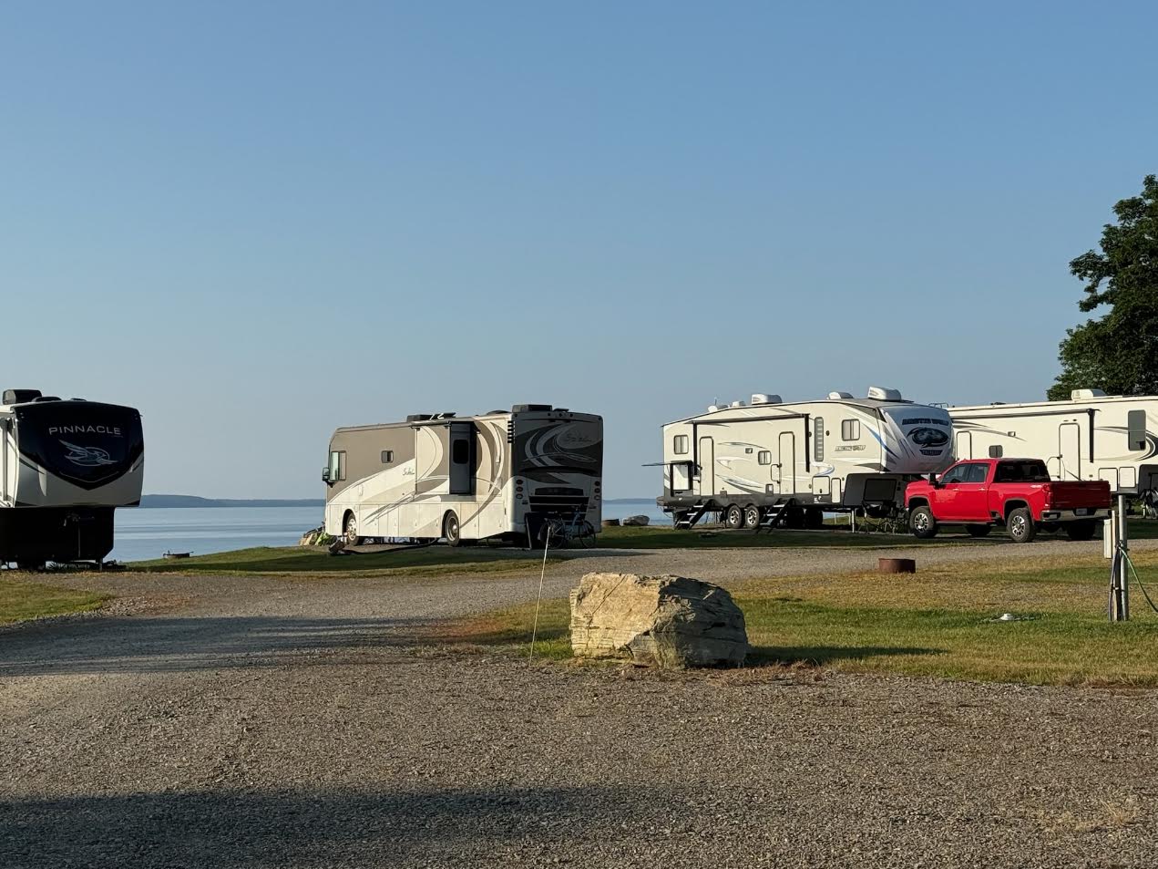 Used 2014 Itasca Solei 38R | Bath & Half | Cummins Diesel | Bunk Beds | Washer & Dryer | Full-Time Ready