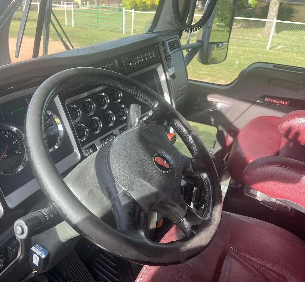 Used 2014 Kenworth T660