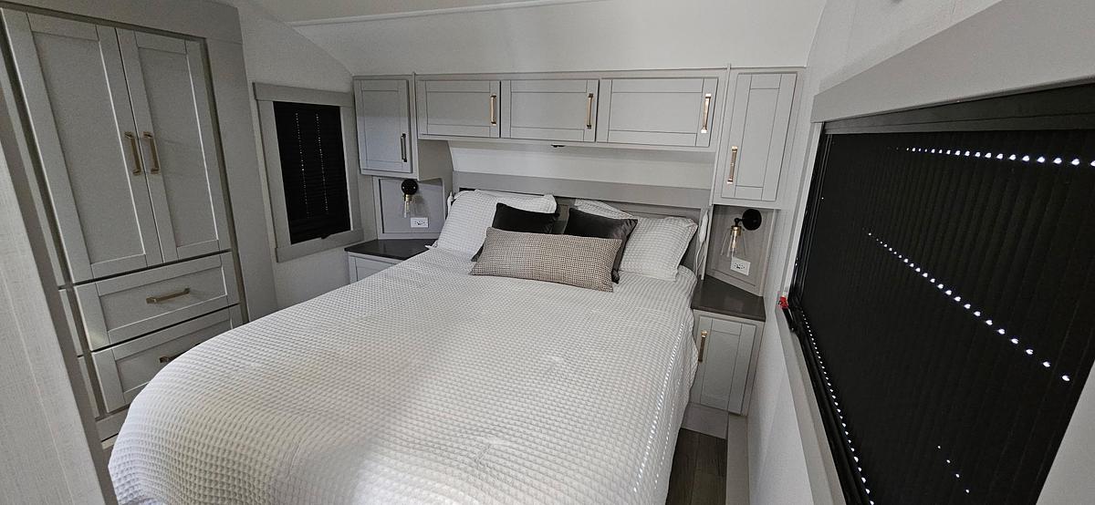 Used 2024 Brinkley Z2900