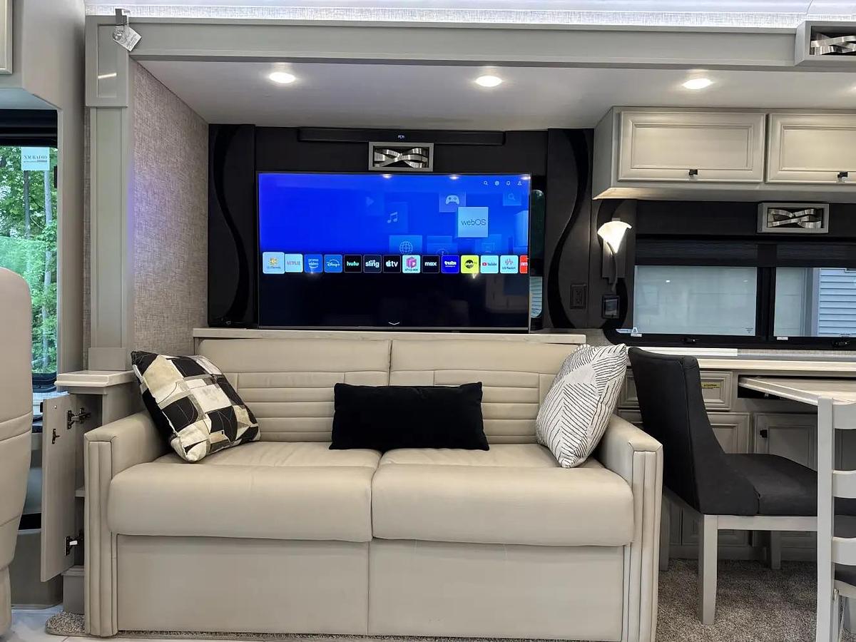 Used 2024 Tiffin Phaeton 40IH Class A Motorhome