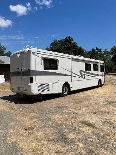 Used 1997 Monaco Dynasty