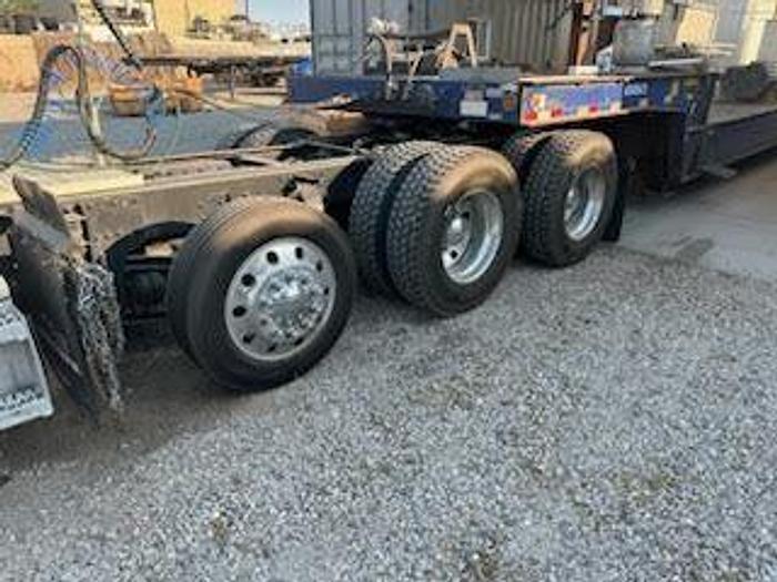 Used 2019 WESTERN STAR 4900EX