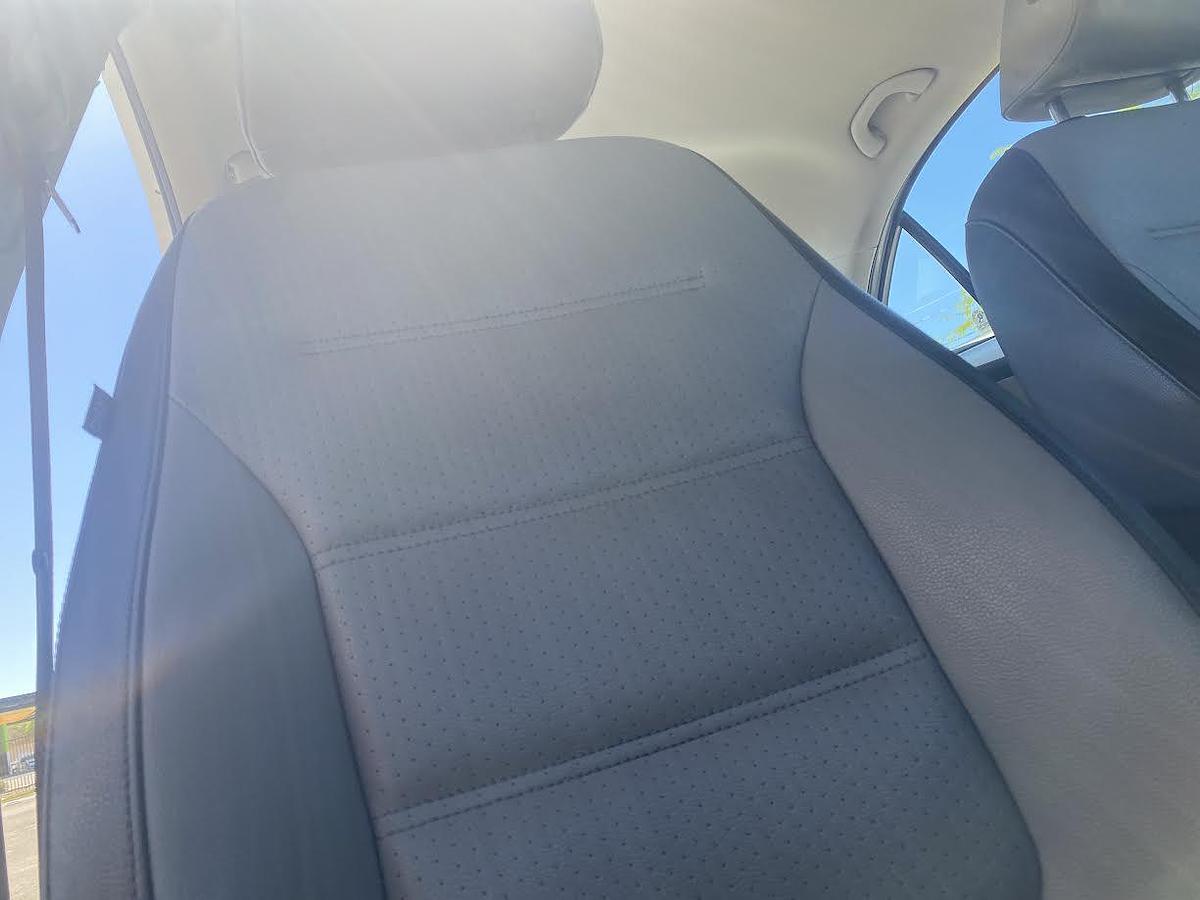 Used 2013 Volkswagen Jetta Hybrid SEL Premium