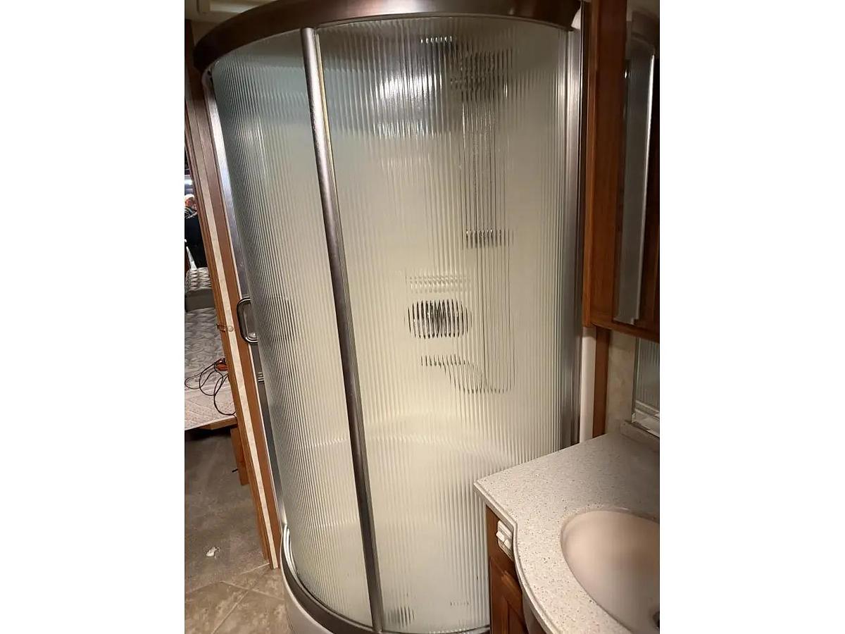 Used 2007 Holiday Rambler Endeavor 40PDQ