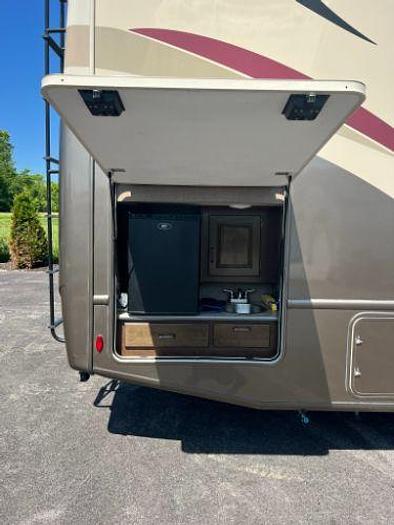 Used 2017 Thor Motor Coach Hurricane 29M