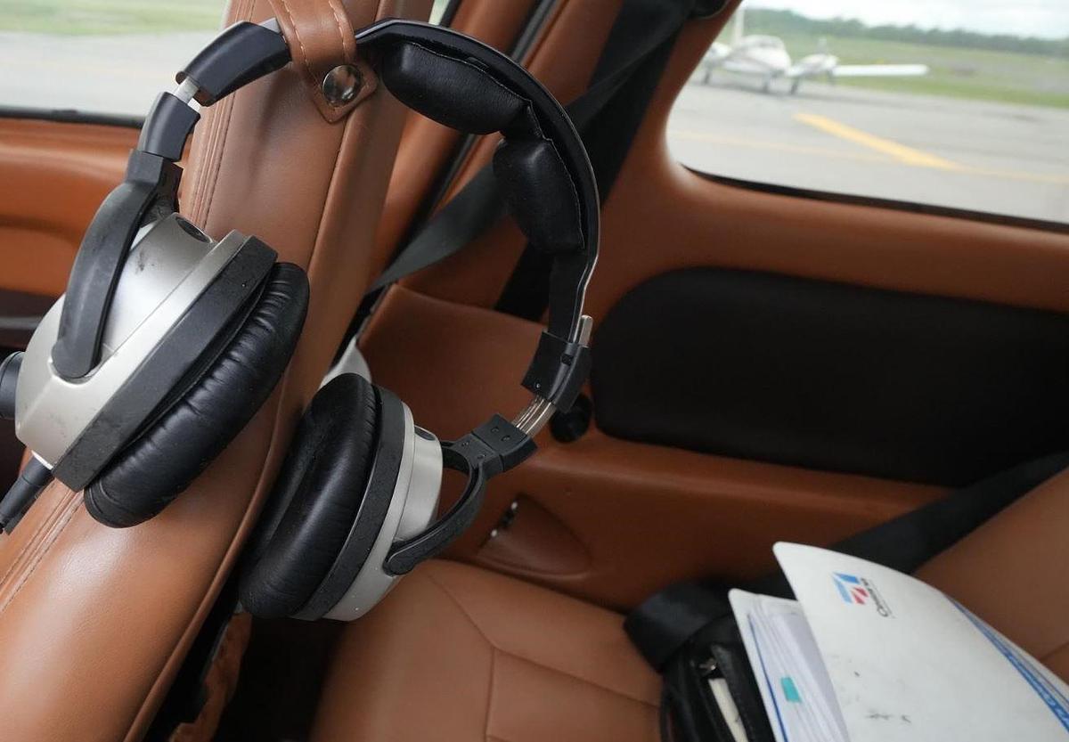 Used 2003 COLUMBIA 350