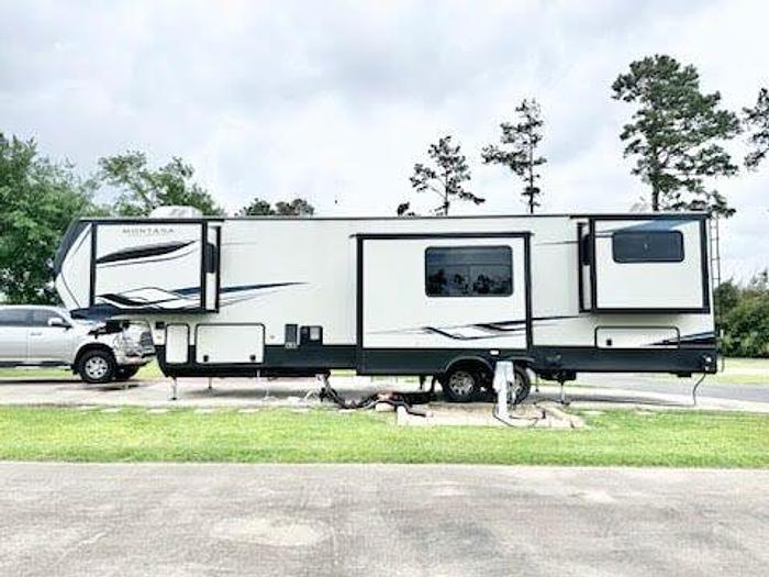 Used 2023 Keystone Montana High Country 373RD