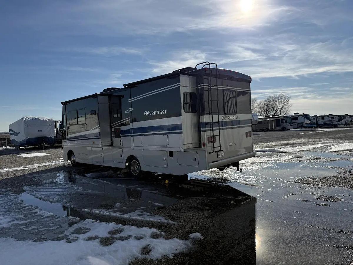 Used 2021 Winnebago Adventurer 30T Class A Motorhome