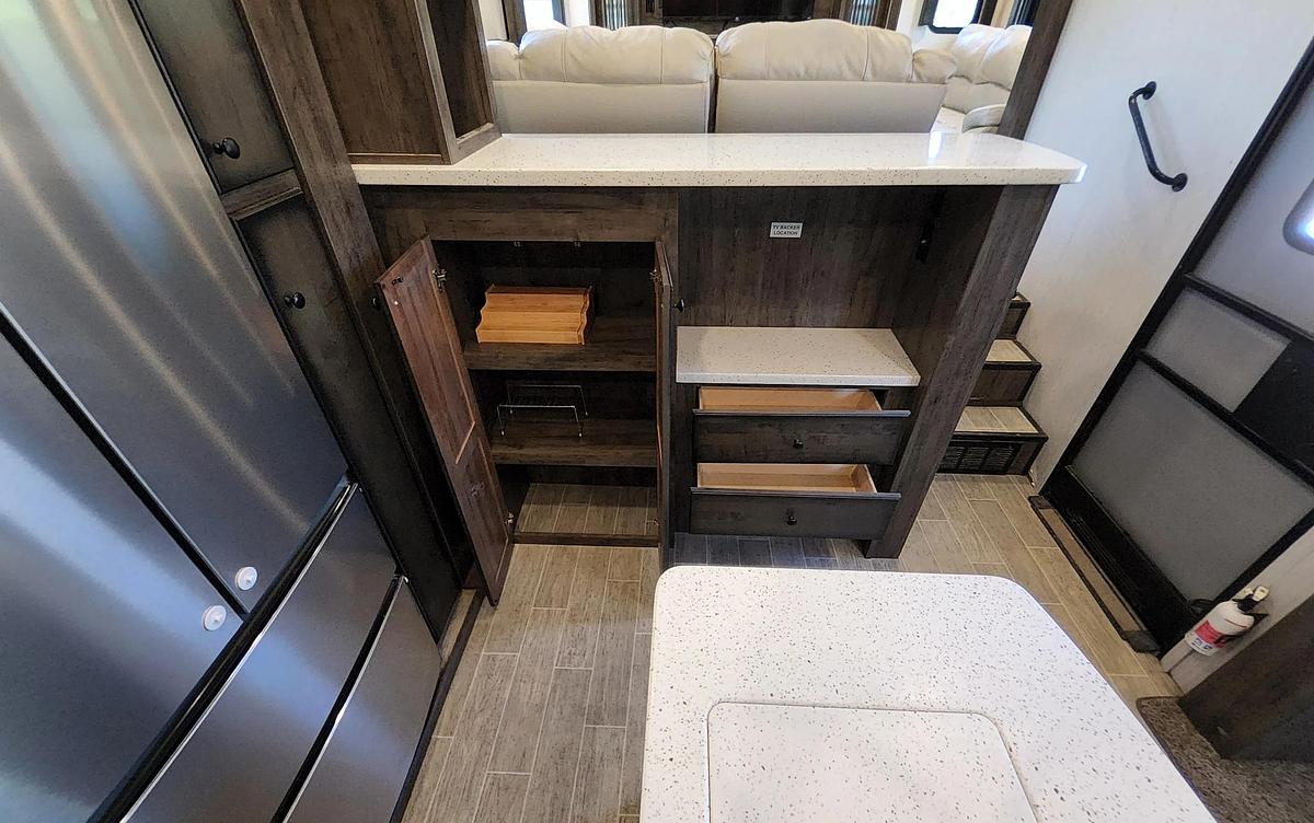 Used 2020 Heartland Bighorn Traveler 38FL Fifth Wheel