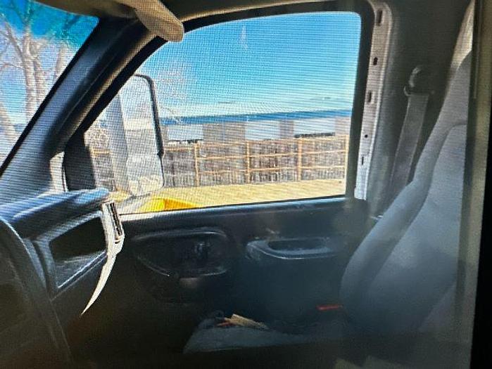 Used 2002 Chevrolet 6500