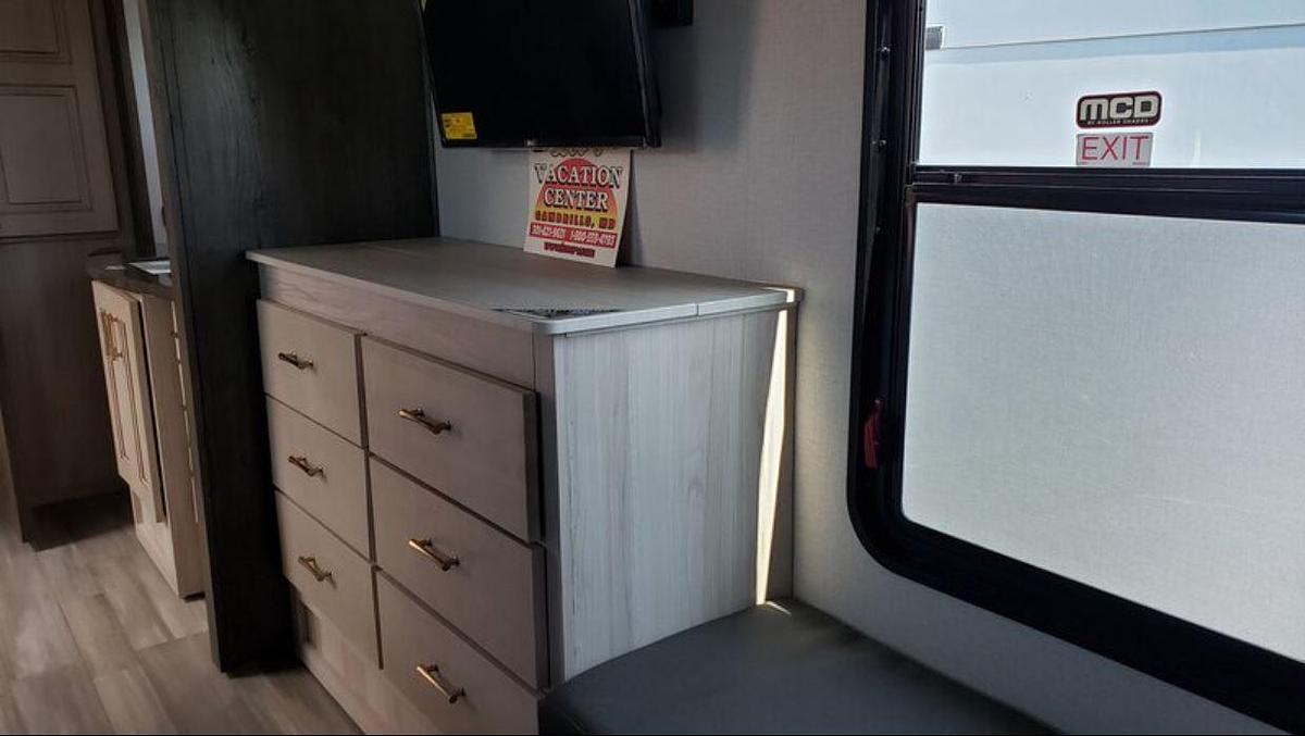 Used 2021 Alliance Paradigm 370FB Fifth Wheel