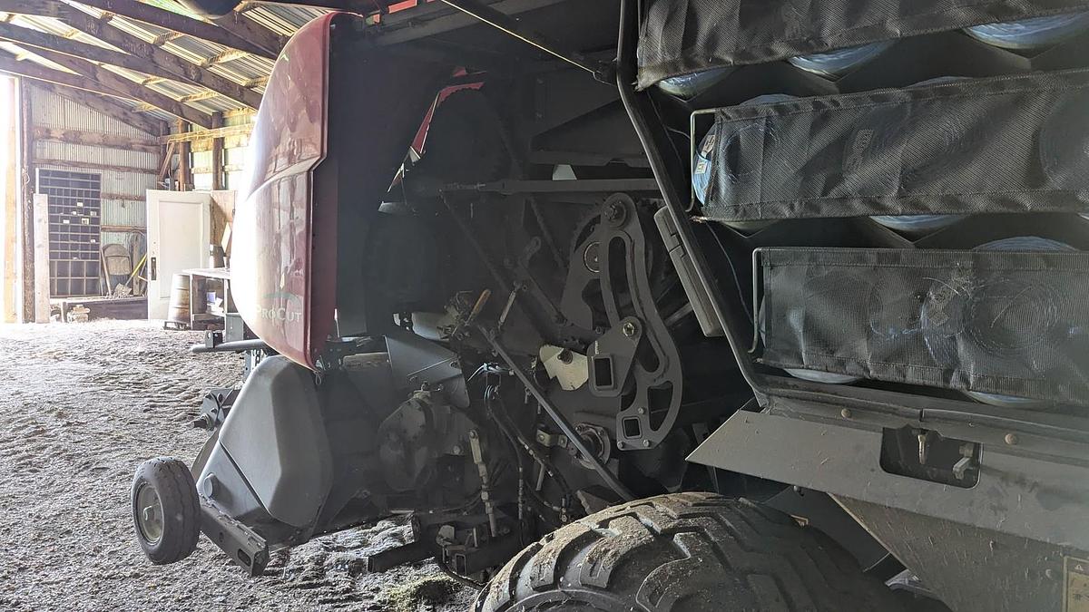 Used 2019 MASSEY FERGUSON 2270XD Large Square Baler