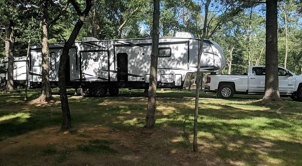 Used 2021 Forest River Artic Wolf 3770