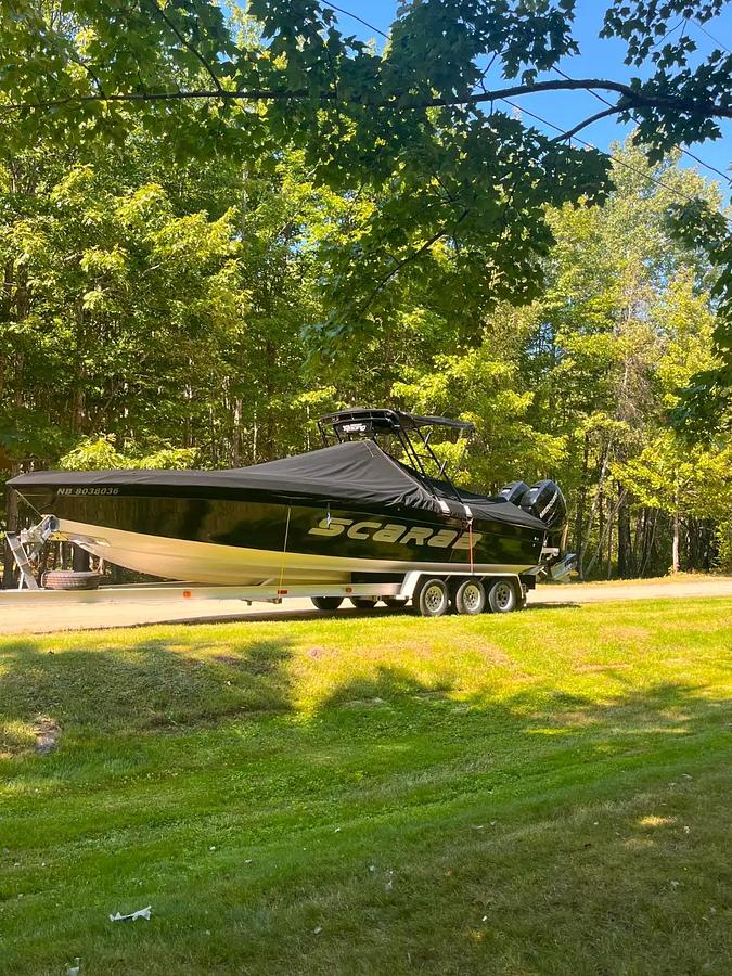 Used 1998 Scarab 302 Center Console