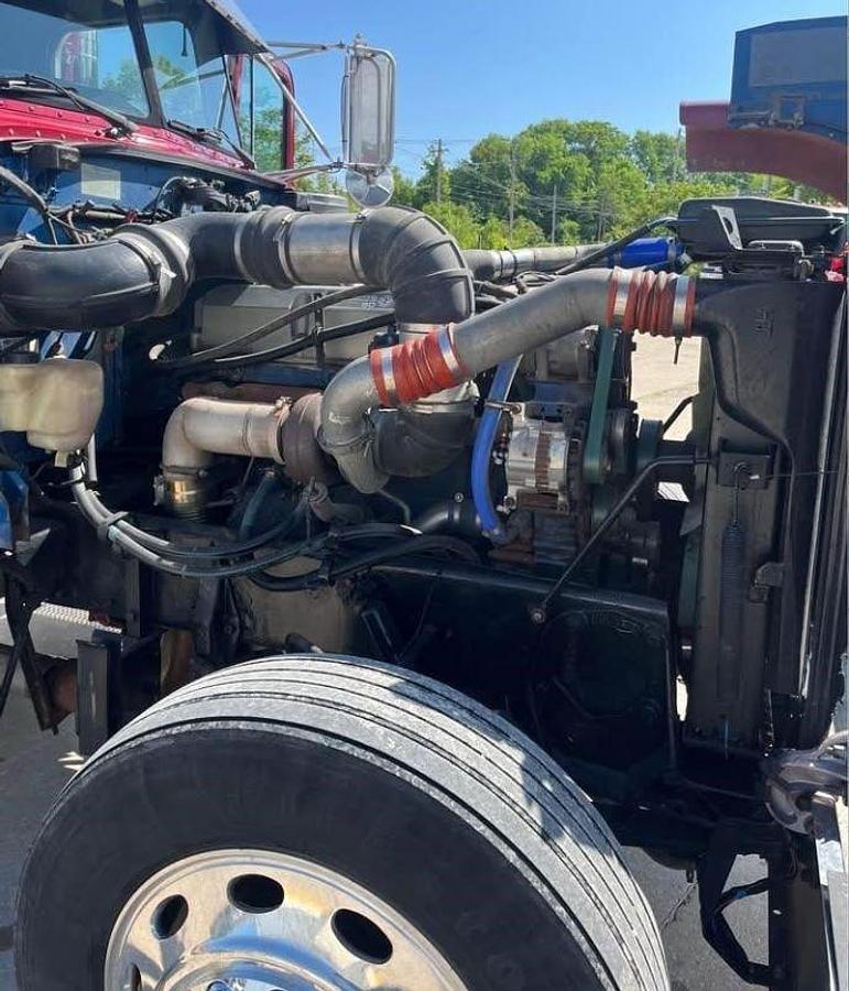 Used 2003 Peterbilt 379 Day Cab Semi Truck