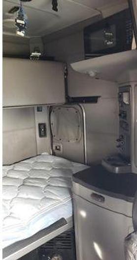 Used 2015 Peterbilt 579