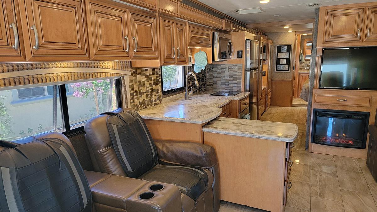 Used 2017 Thor Aria 3901 Class A Motorhome