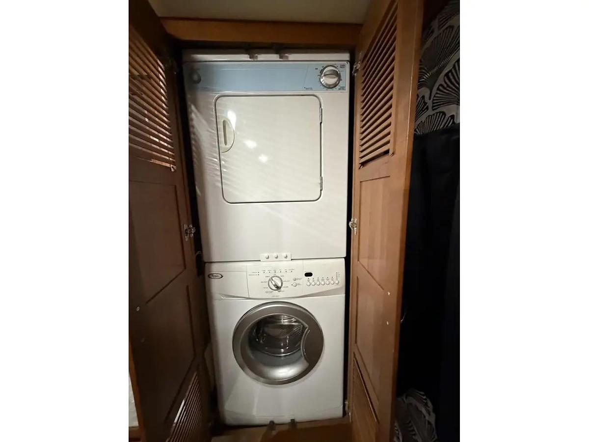 Used 2018 Fleetwood Discovery LXE 40G