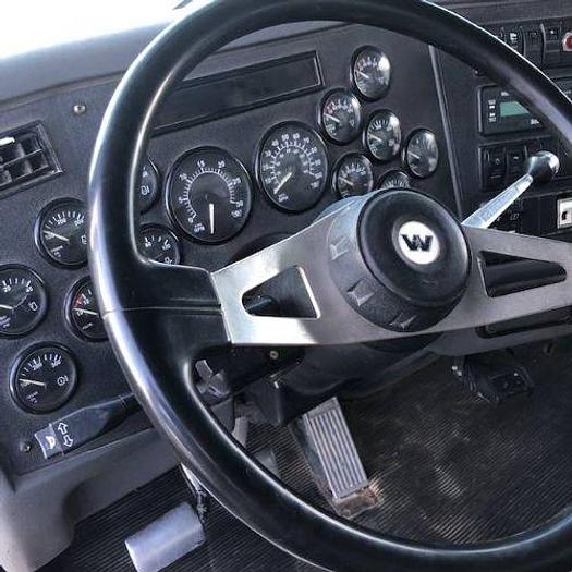 Used 2003 WESTERN STAR 4900