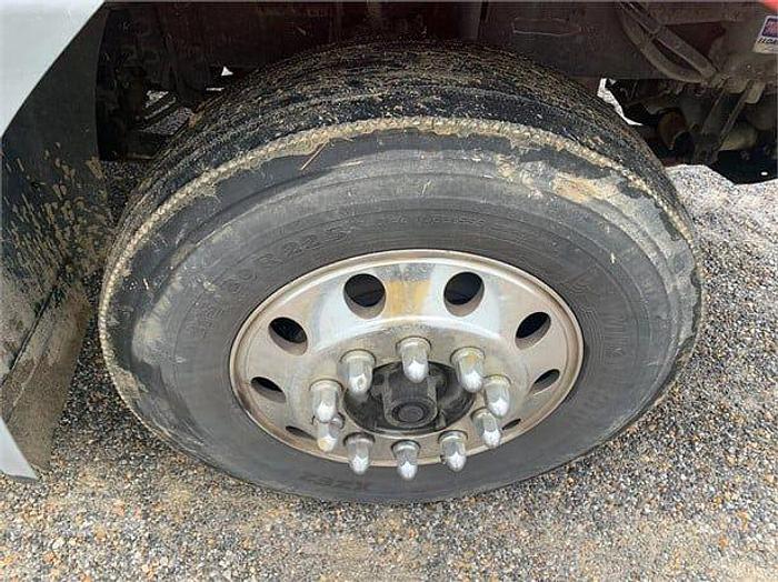 Used 2015 Mack PINNACLE CHU613