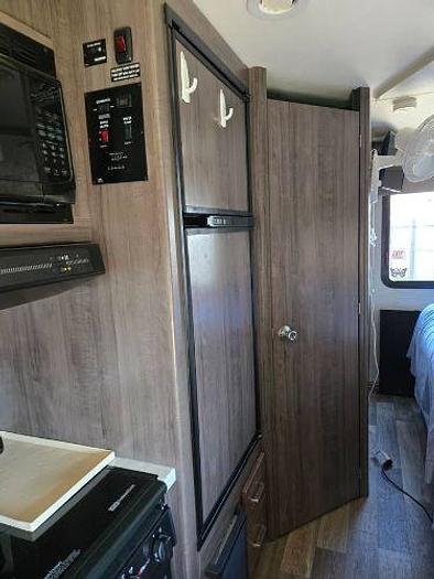 Used 2022 Winnebago Ford F350