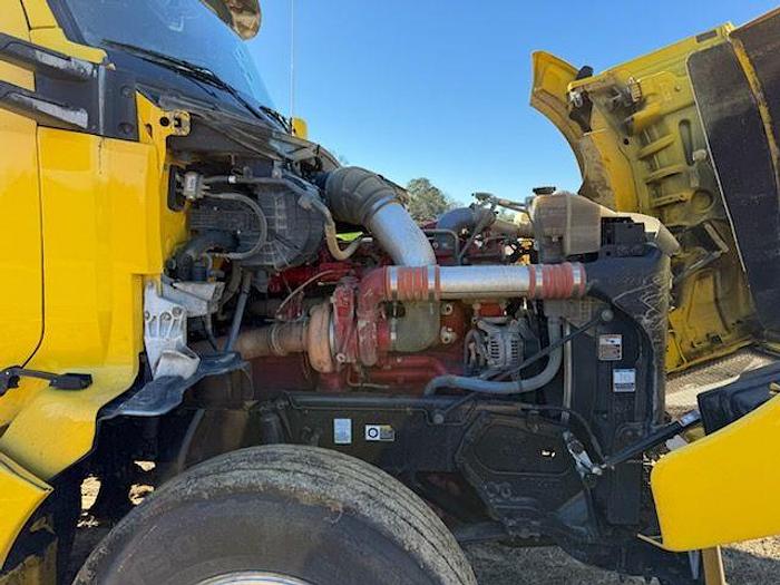 Used 2018 KENWORTH T880