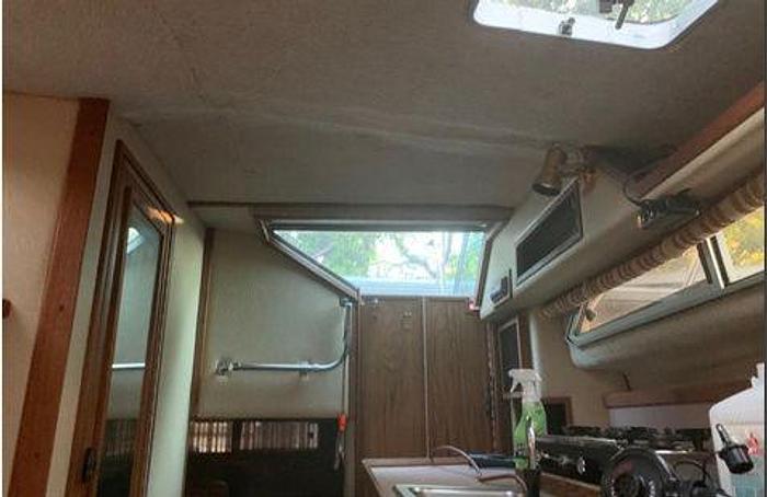 Used 1986 Sea Ray 300 Sundancer