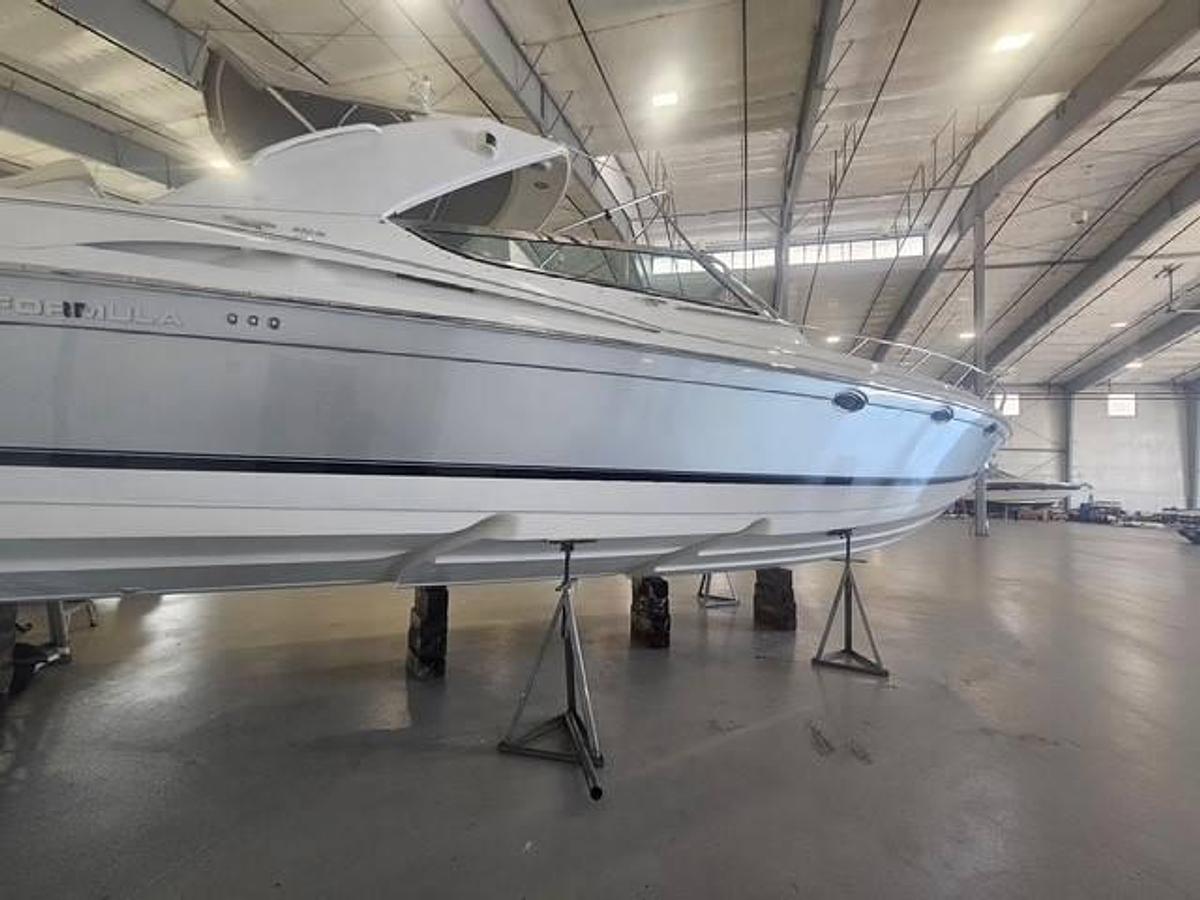 Used 2005 Formula 400 SS