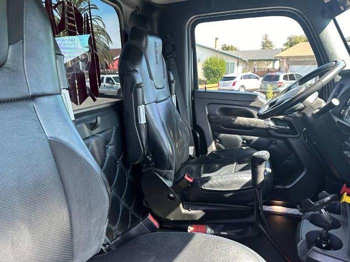Used 2021 KENWORTH W990
