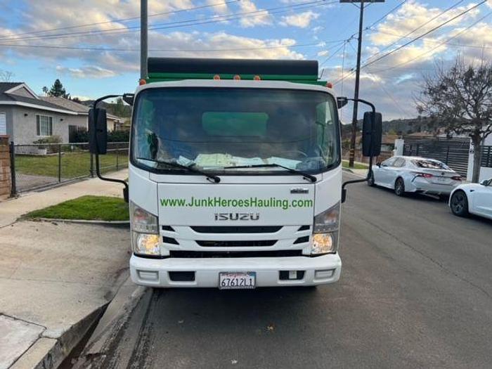 Used 2017 ISUZU NRR Junk Removal Truck