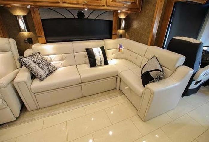 Used 2015 Tiffin Phaeton 40AH