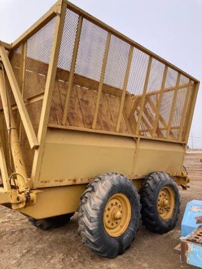 Used 2010 CAMECO Cane Wagon 5 Ton