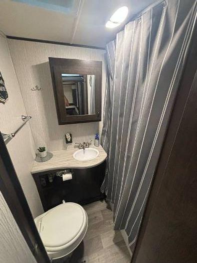 Used 2021 Heartland Pioneer BH305