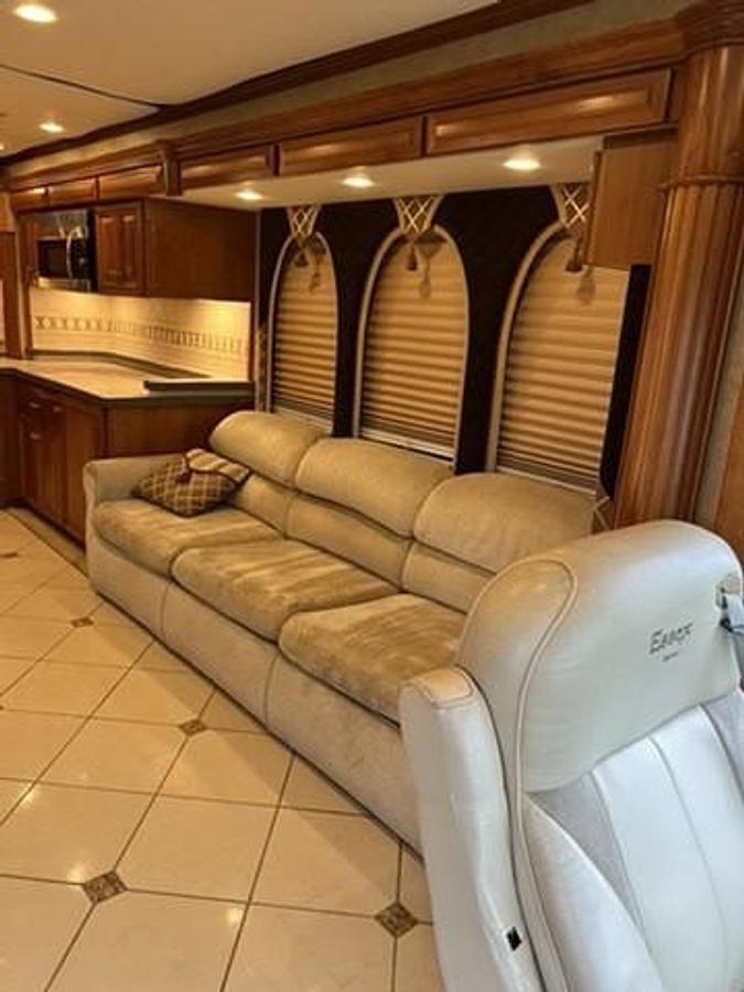 Used 2007 Newmar Essex 4510