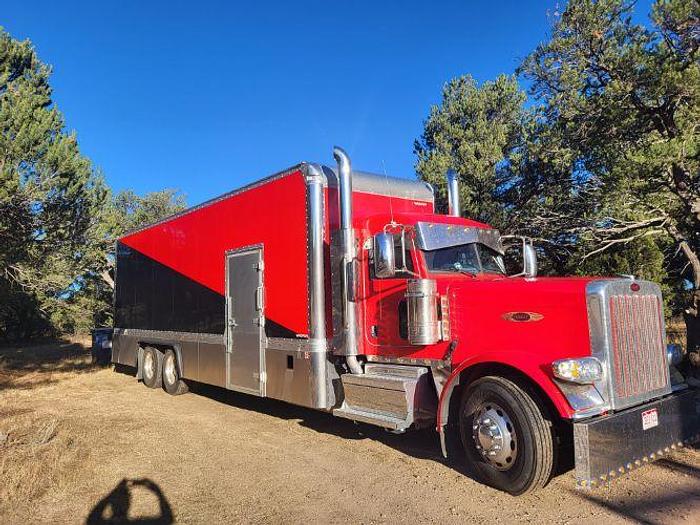 Used 2022 Peterbilt 389 Toterhome