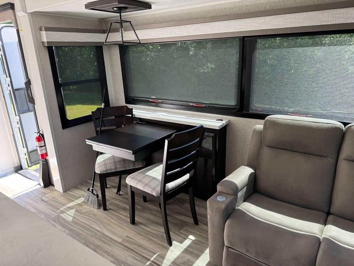 Used 2024 Jayco Pinnacle 38FLS Fifth Wheel