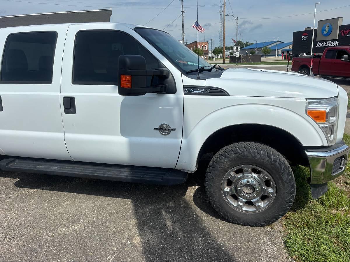 Used 2014 Ford F250 XL Super Duty Crew Cab 4X4