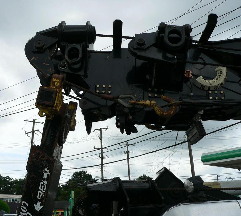 Used 2016 Peterbilt 389