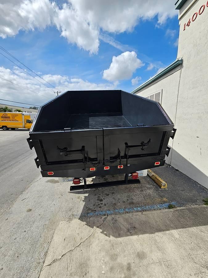 Used 2006 Ford F-550 Dump Truck