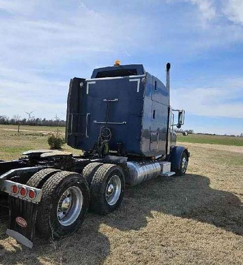 Used 2007 Peterbilt 378
