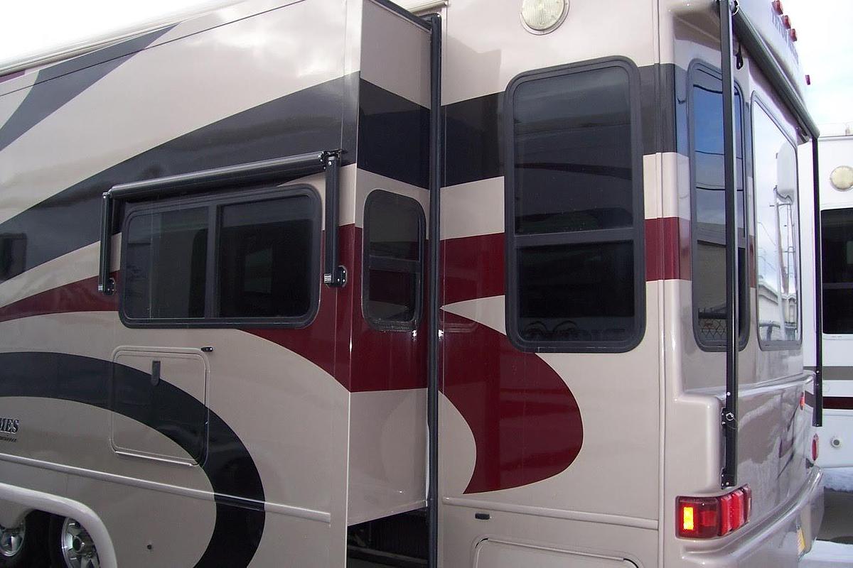 Used 2008 Teton Liberty XT3 Fifth Wheel