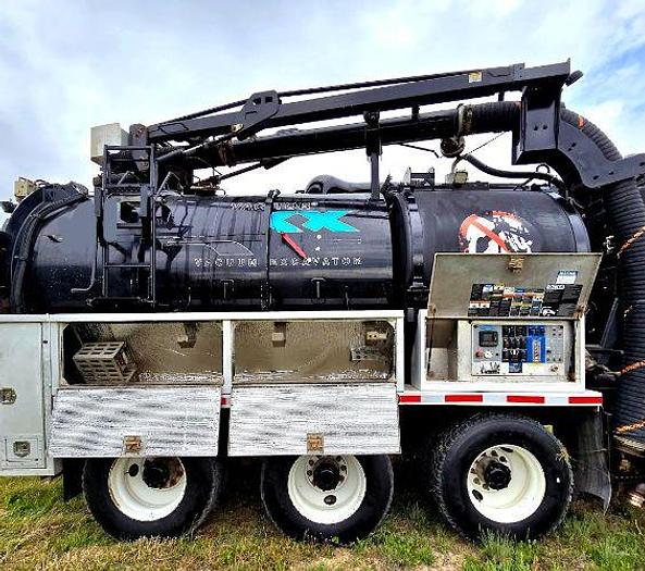 Used 2015 Vactor HXX Vacuum Truck with Cold Weather Package