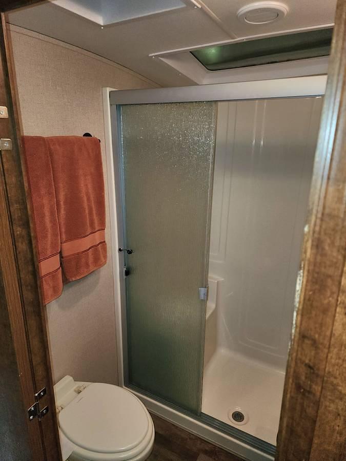 Used 2015 Forest River Cardinal 3450RL